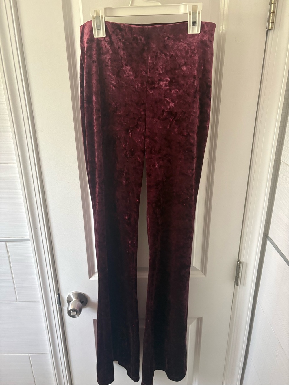 Mango Velvet Wide-Leg Pants in Burgundy